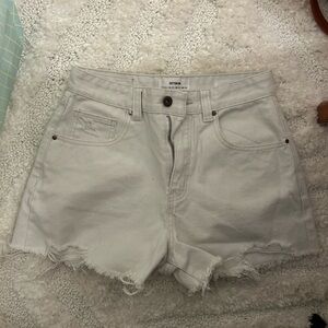 White cotton on ripped mom shorts
